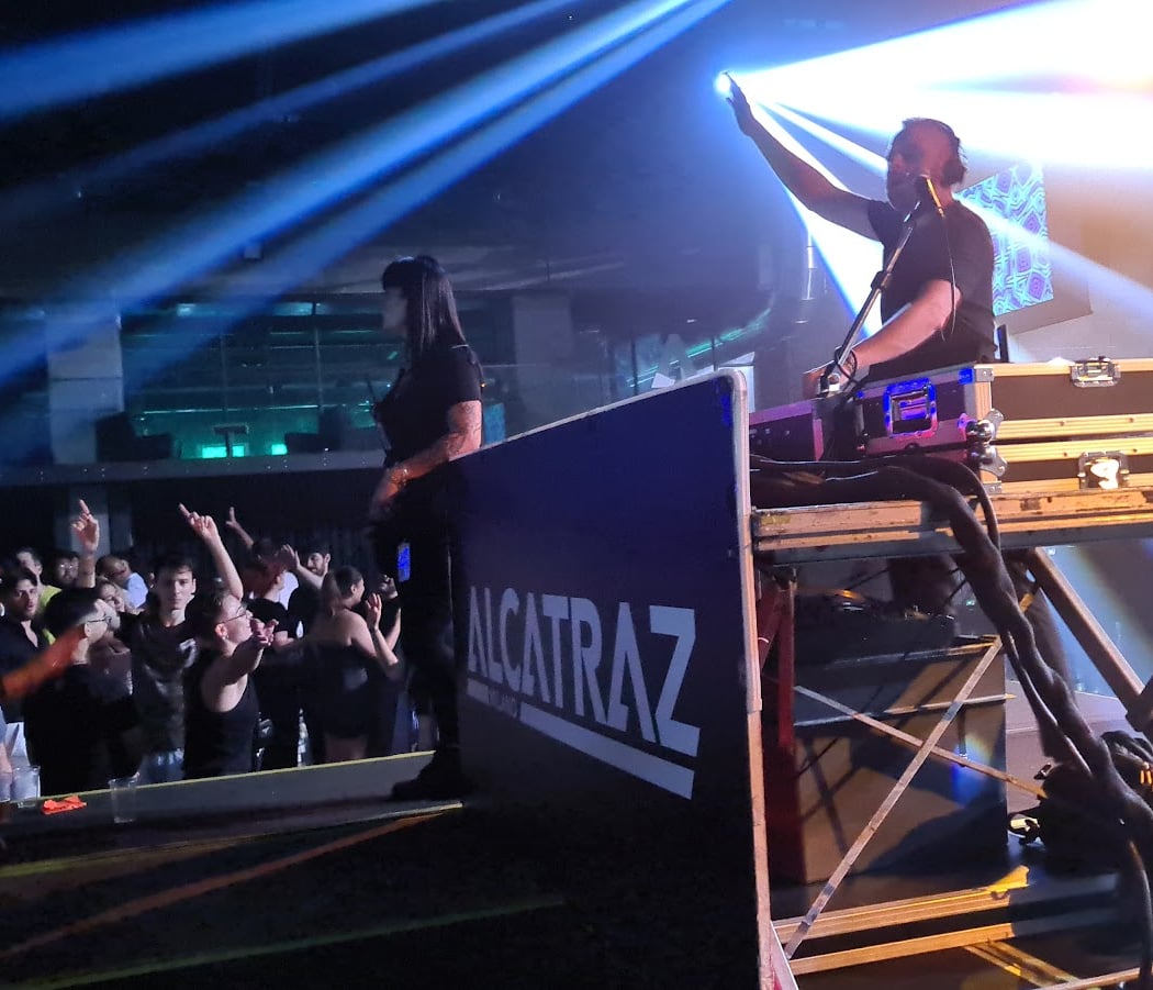 DER TECHNO 4