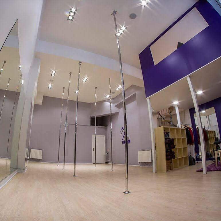 Pole & Motion 3
