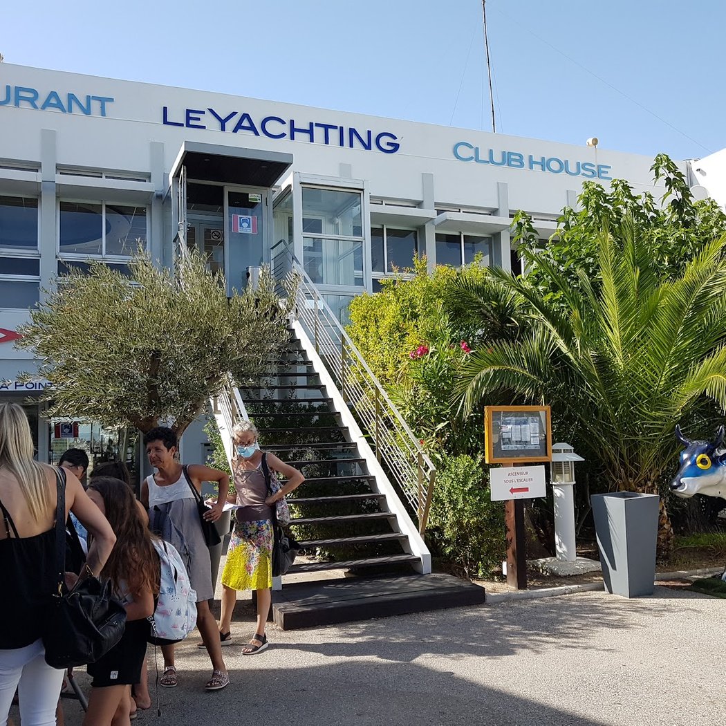 Yachting Club Pointe Rouge 3