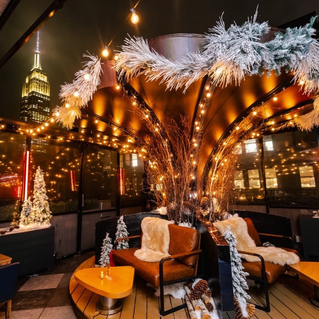 Magic Hour Rooftop Bar & Lounge 1