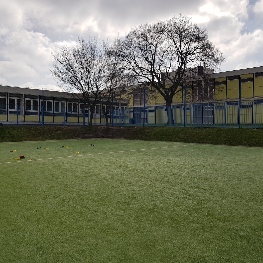 School Group Paul Casalis 2
