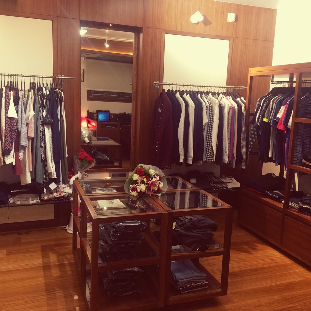 Addrezz Clothing Store 1