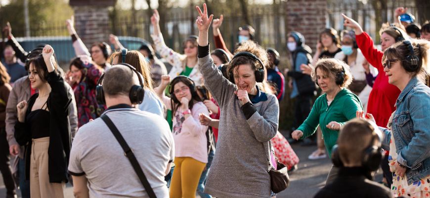 Donne-moi la main (Happy Manif) 1