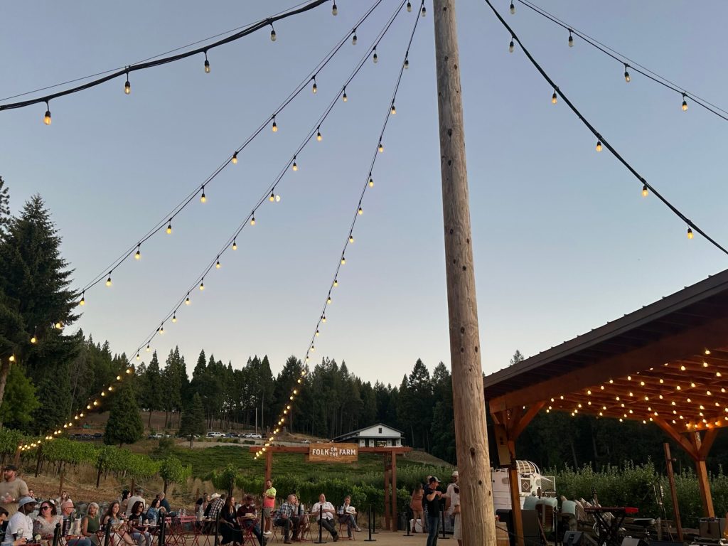 Folk on the Farm 2
