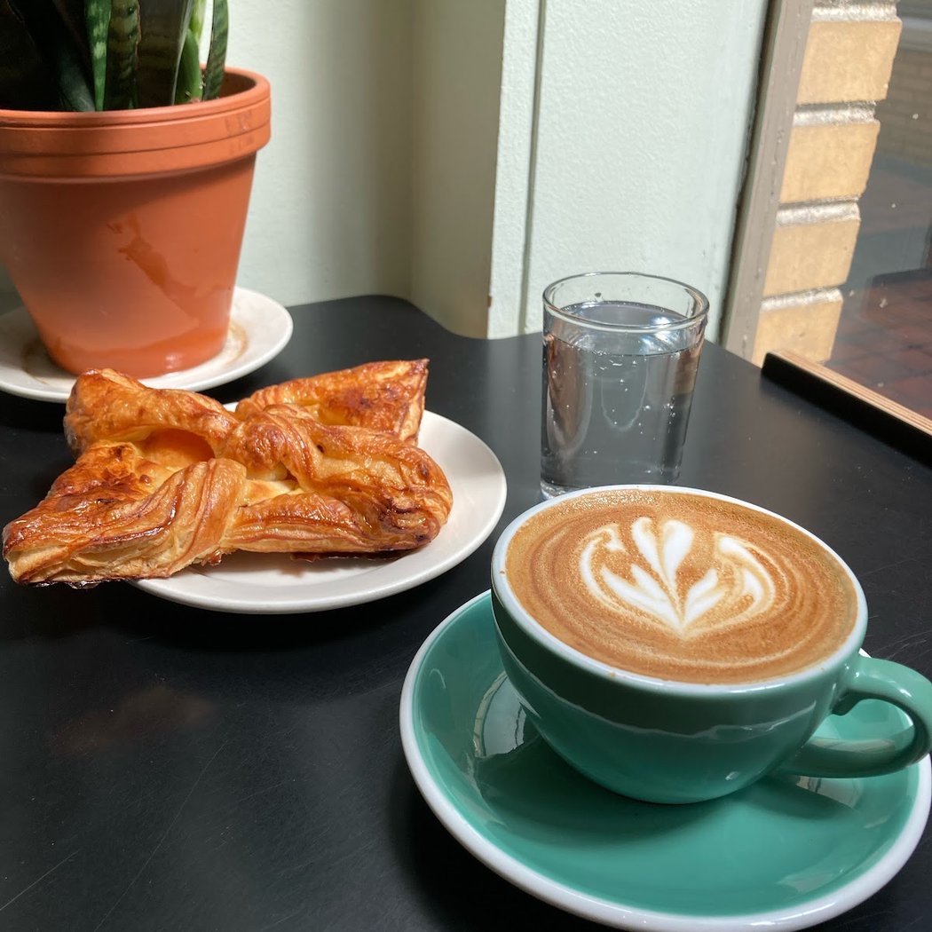 Comet Coffee 1