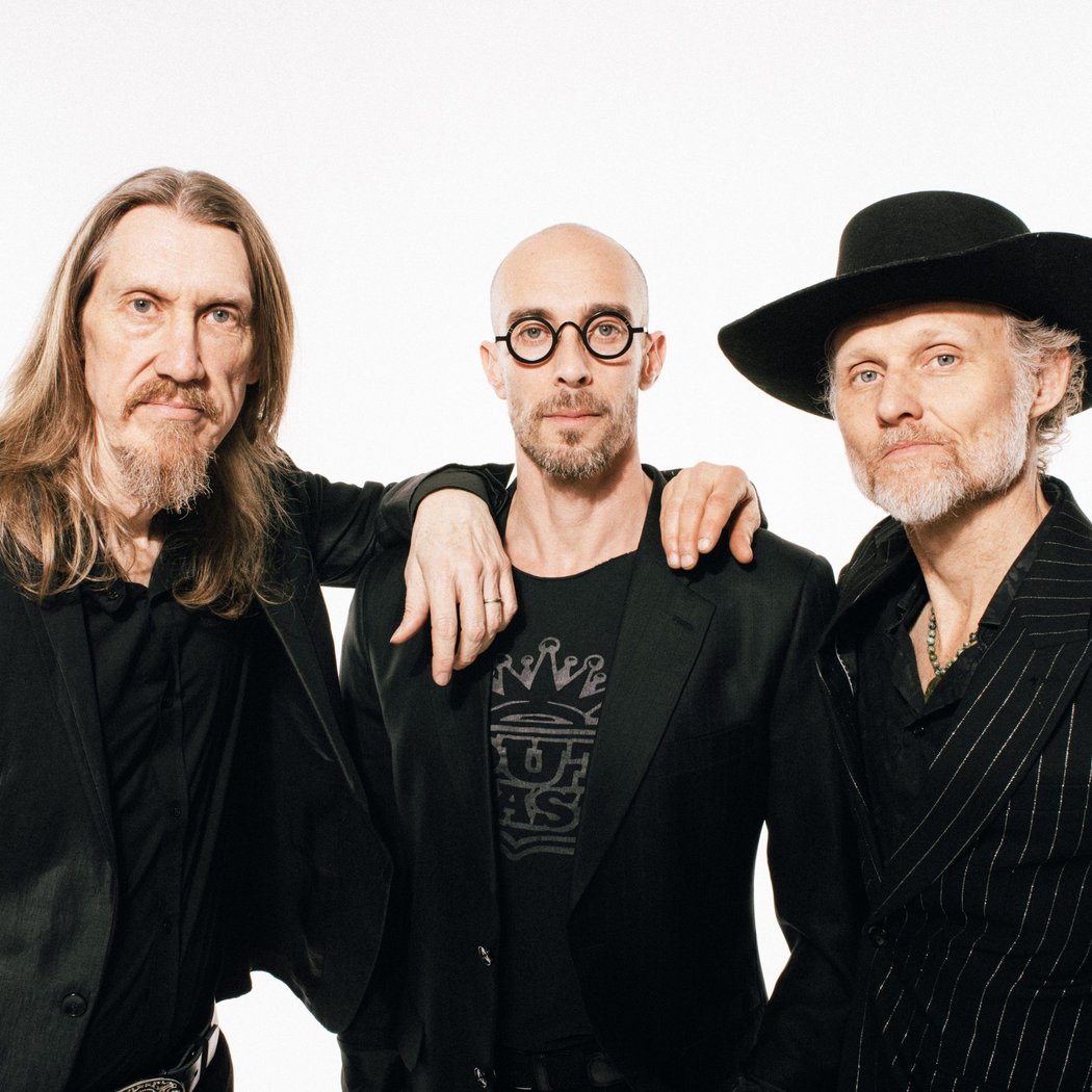 The Wood Brothers 2
