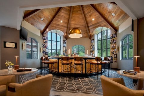 Inn at Bellefield / Hyde Park 1