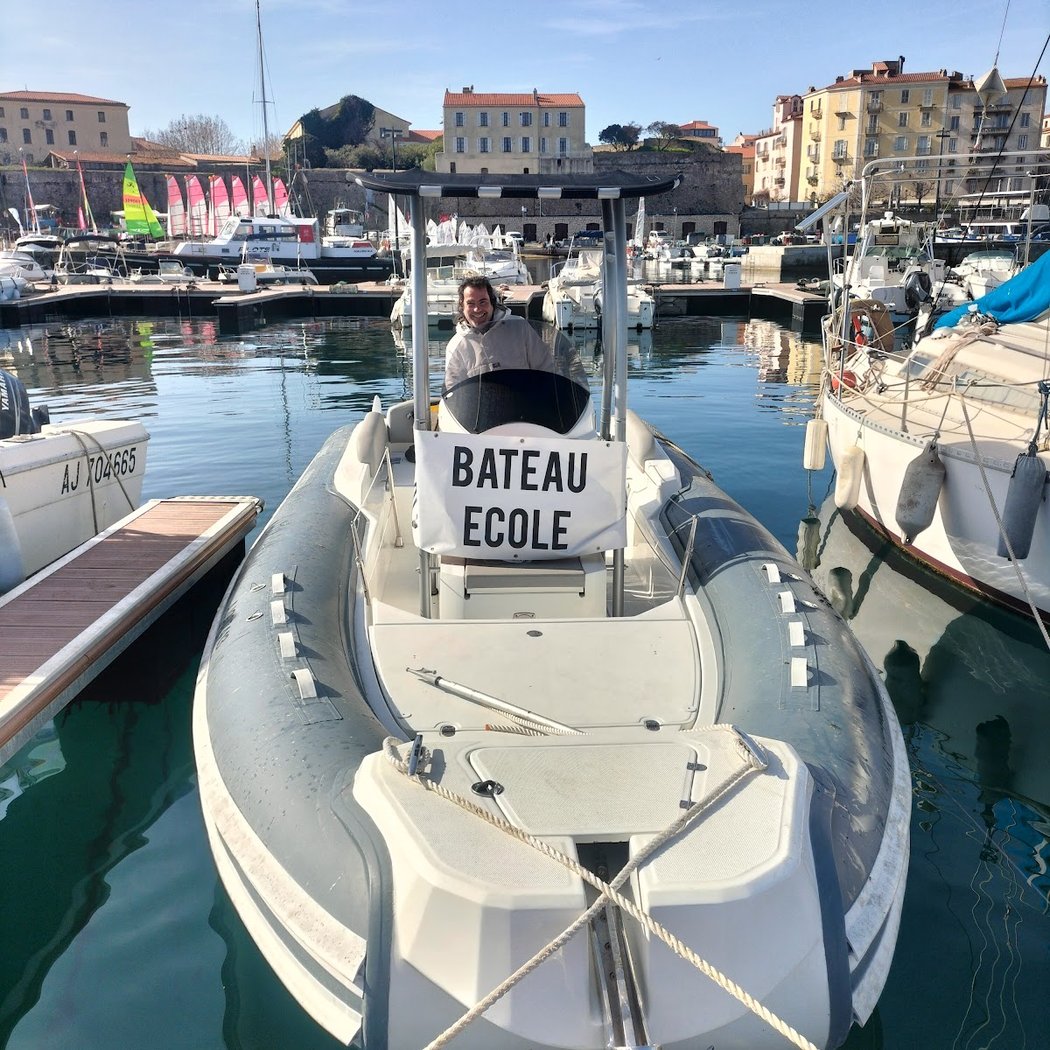 Boat School Isula'furmazione/Isula'jet 1
