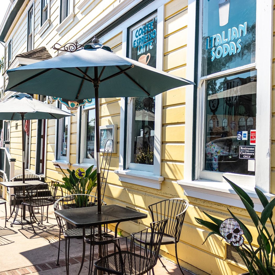 Castagnola Deli & Café 2