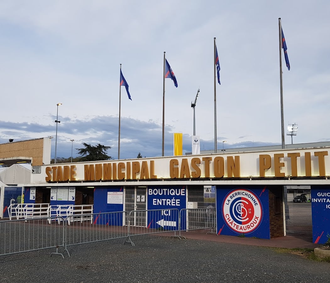 Stade Gaston Petit 3