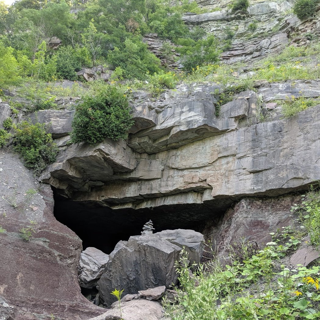 Devil's Hole State Park 3