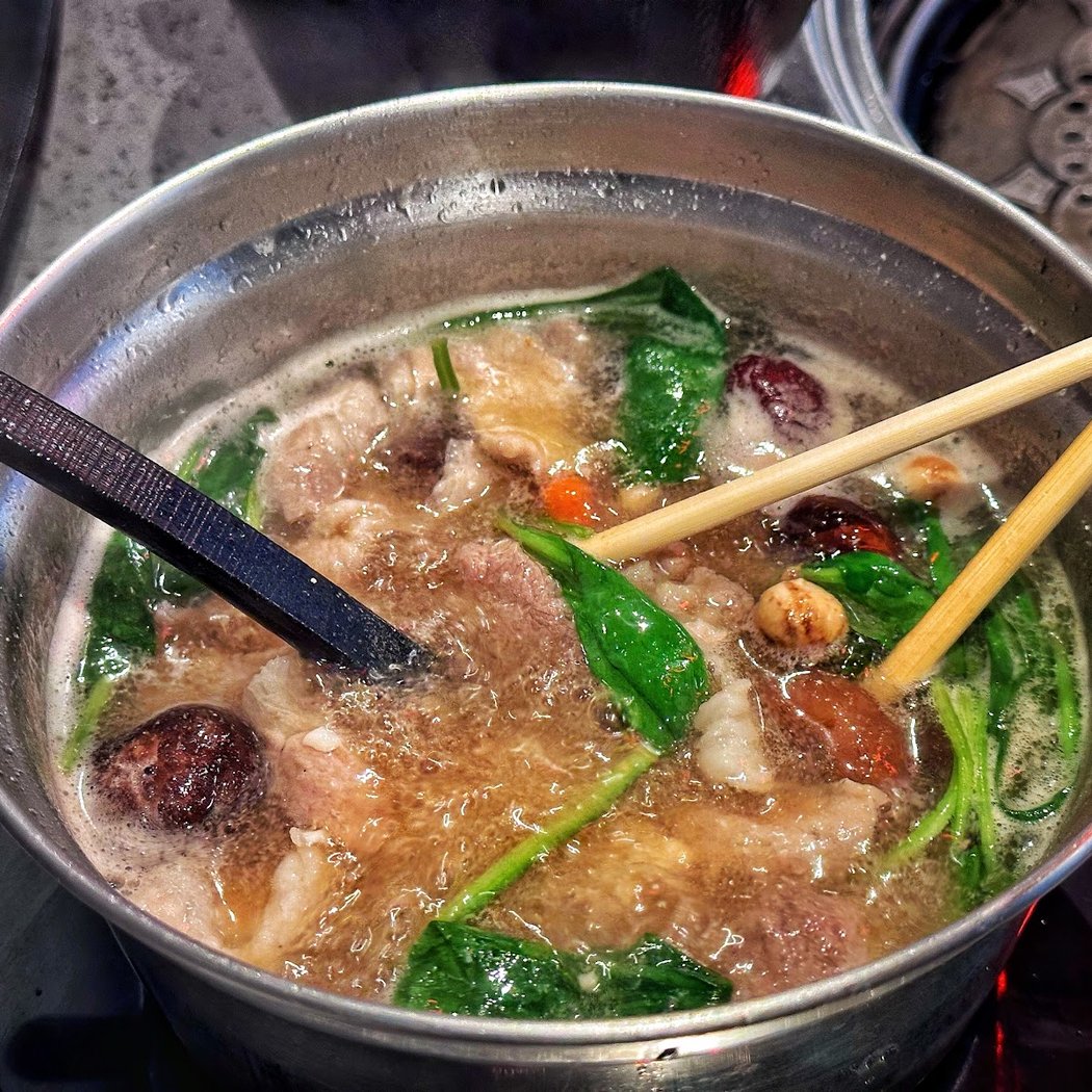 KPOT Korean BBQ & Hot Pot 1