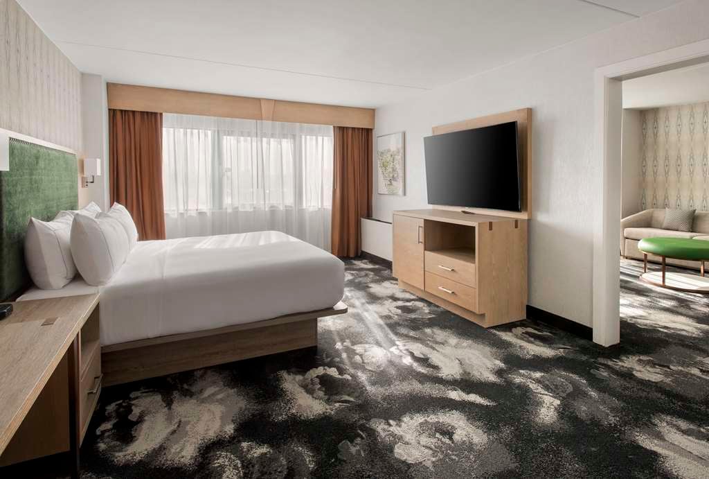 DoubleTree by Hilton Poughkeepsie 3