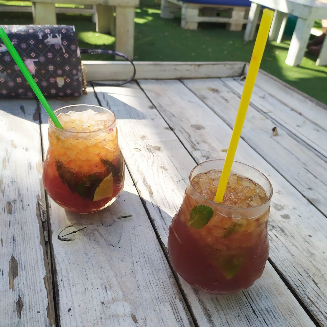Pub.Moon terraza Tomares 3