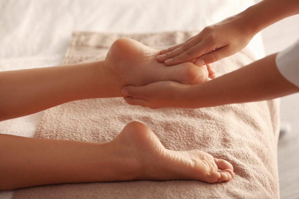 Jessie Jing's Massage & Reflexology 1