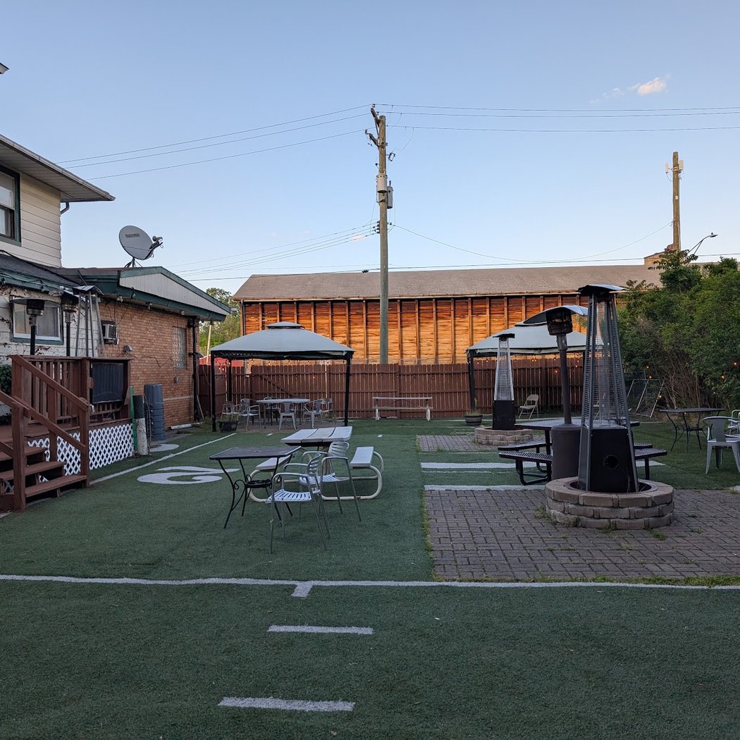 Powell's Pub 3