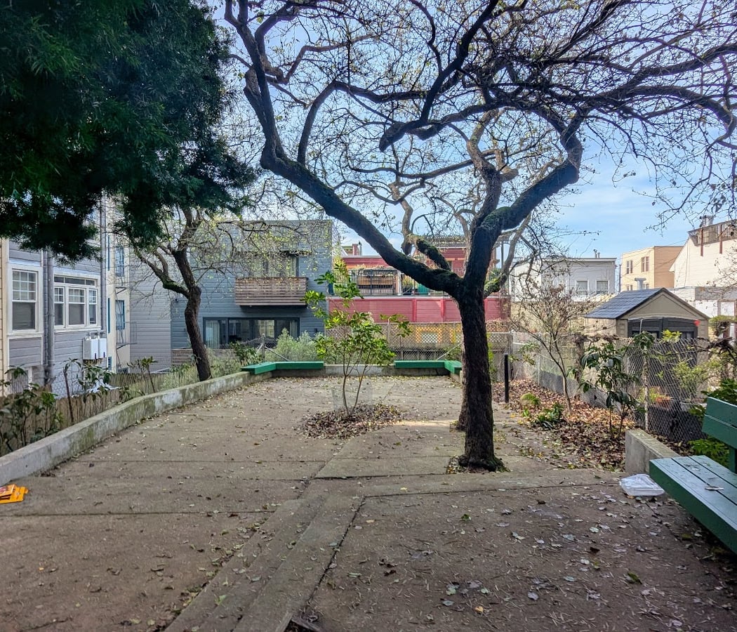 Hyde & Vallejo Mini Park 3