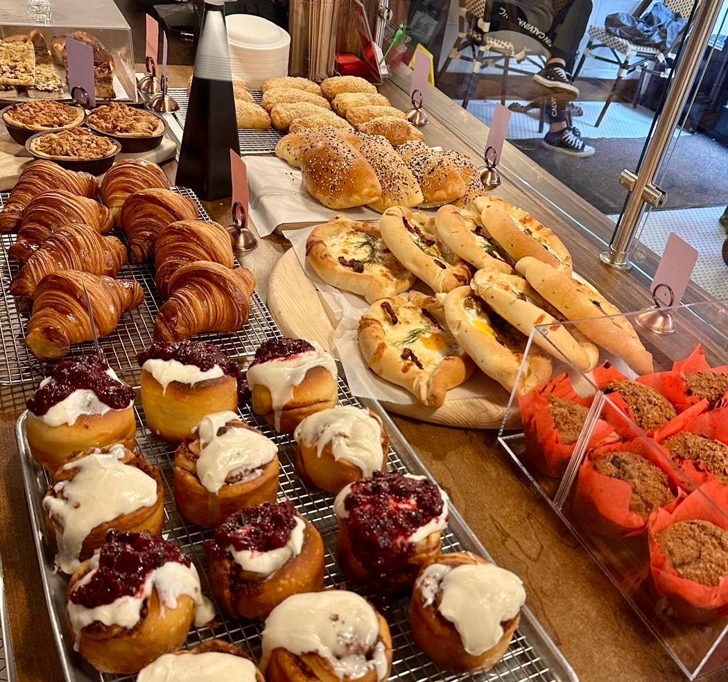 Cafe Aviva 1