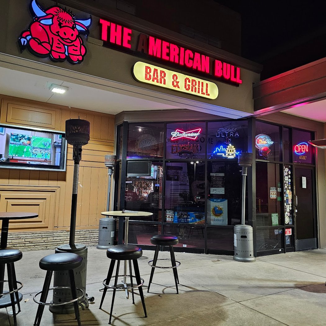 American Bull Bar & Grill 2