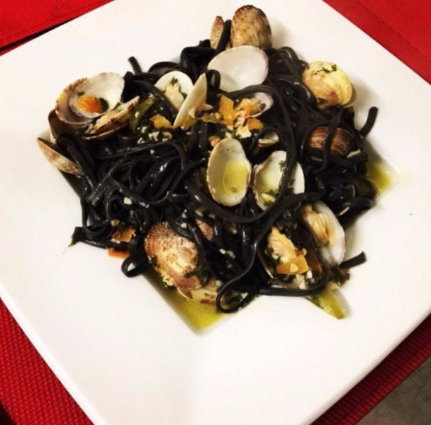 Restaurant Italien Dalla Famiglia 3