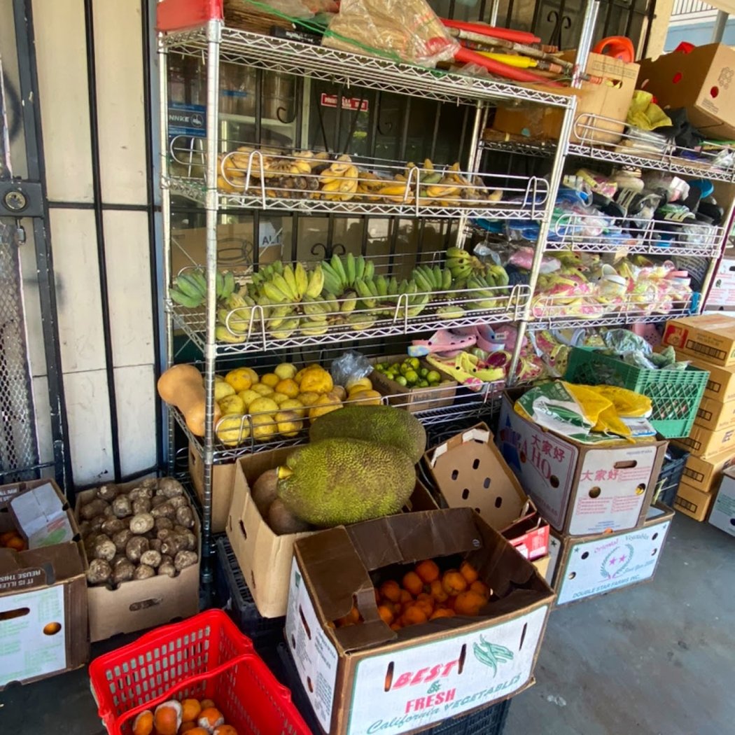 Battambang Oriental Market 3