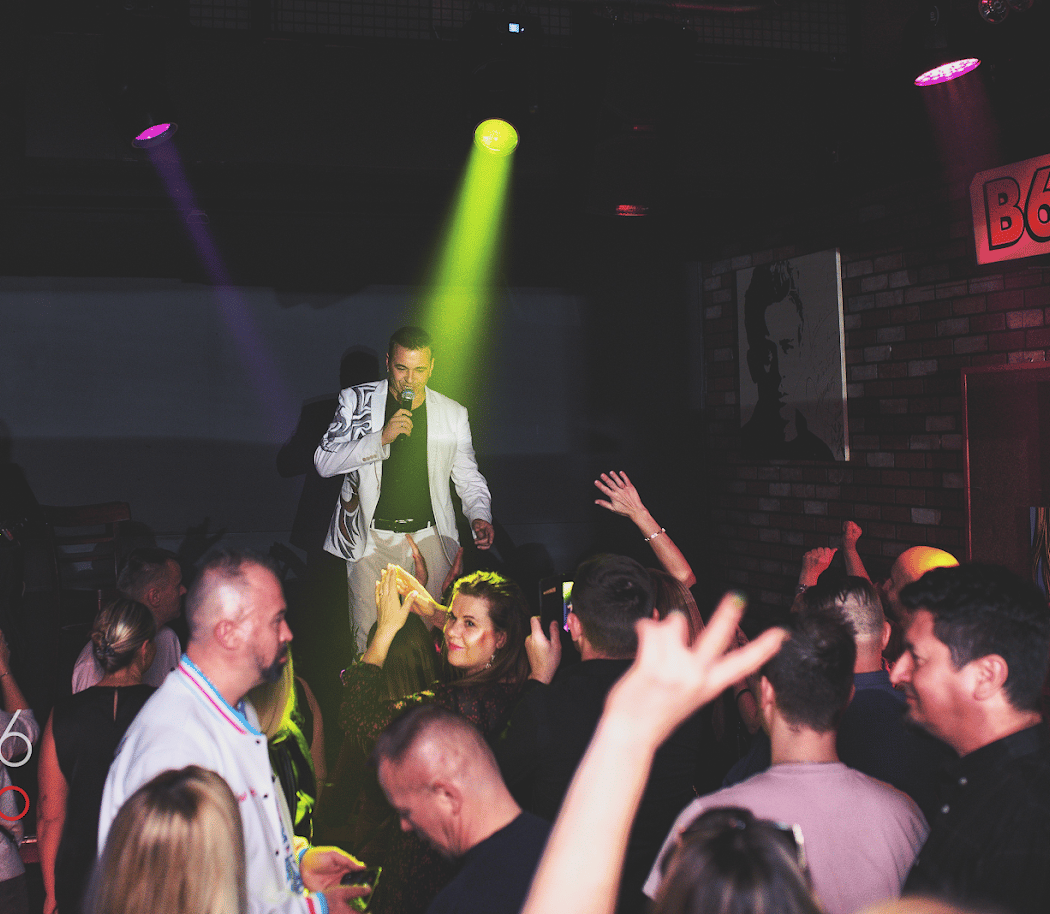 B66 Club 1