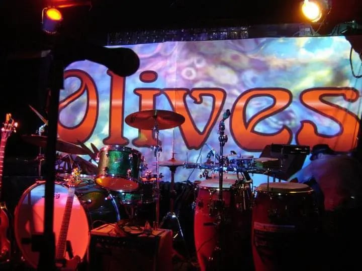 Olive's 1