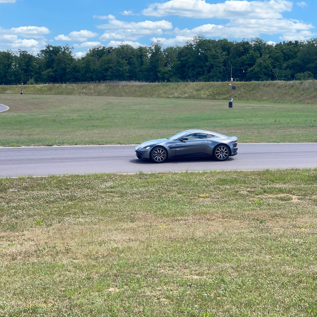 Stage de Pilotage de voitures GT 4