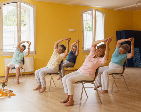 Cours de Yoga sur chaise avec Johanne 1