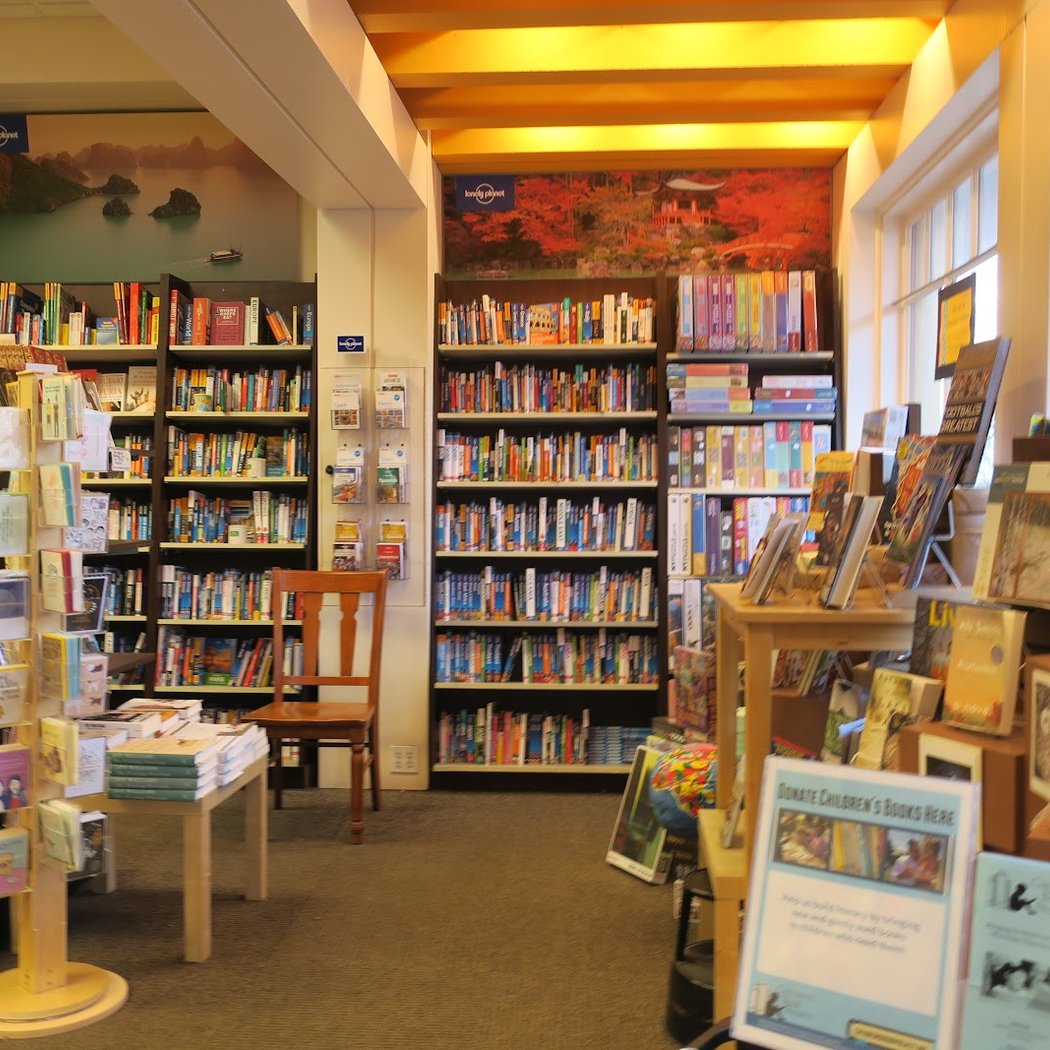 Books Inc 3