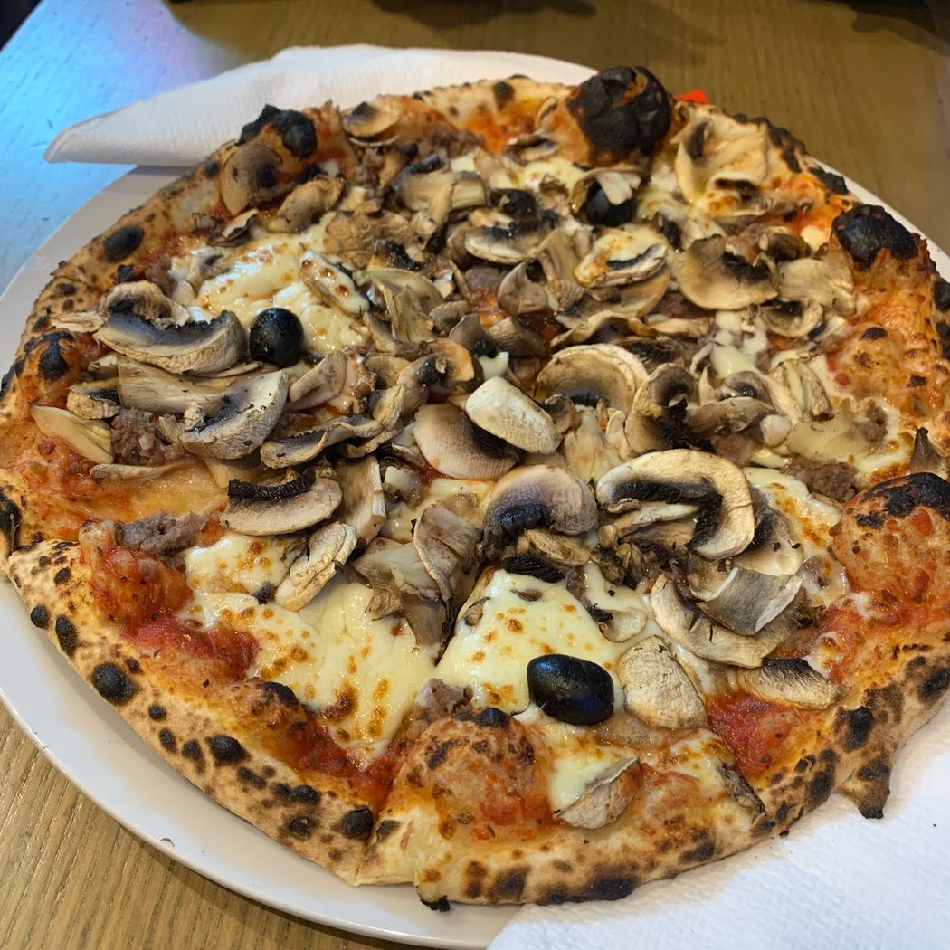 Del Totorino la pizza au feu de bois 3