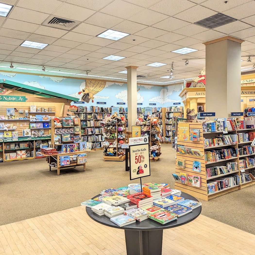 Barnes & Noble 1