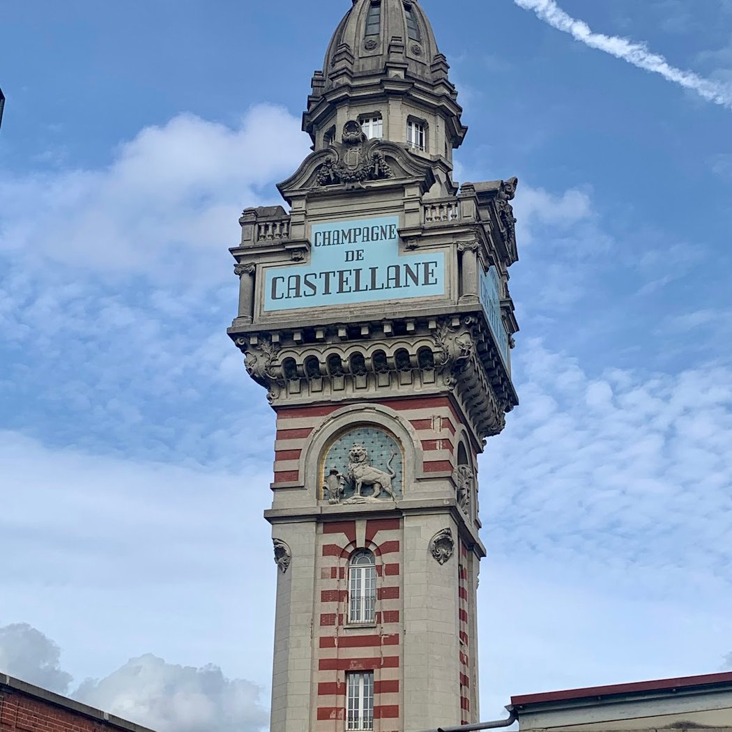 Champagne De Castellane 2