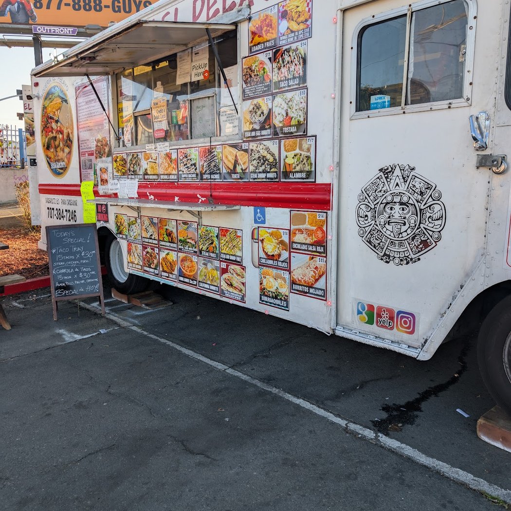 Taqueria El Pelayo 3