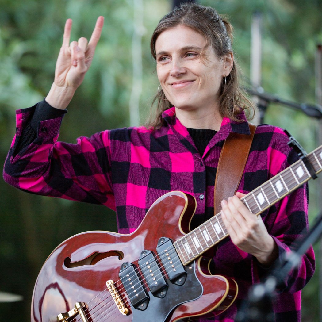 Happy Hour: Elisabeth Pixley-Fink 1