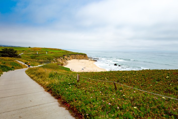 Manhattan Beach 3