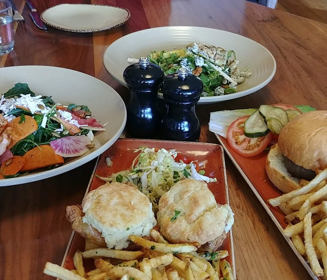 Revel Kitchen & Bar 3