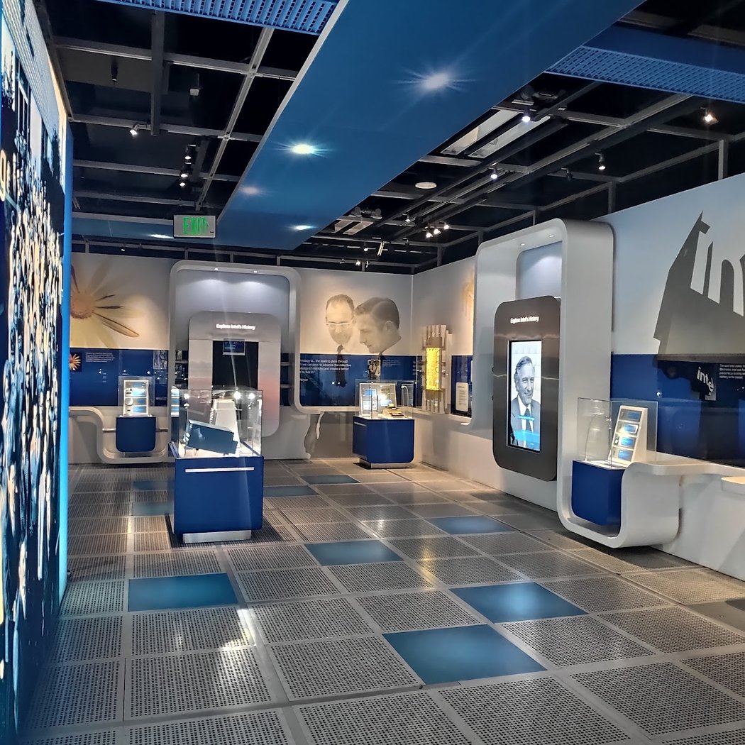 Free Admission | Intel Museum 1