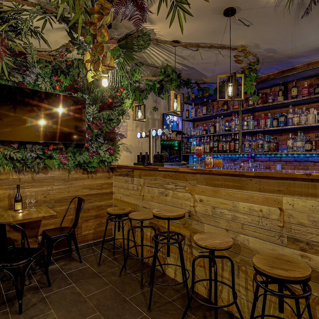 The Jungle Bar 2
