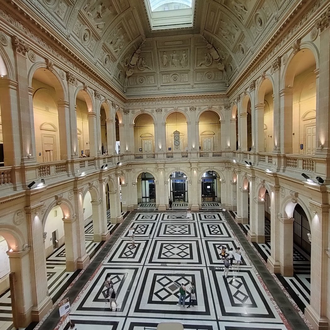 Bourse et Chambre de Commerce 1