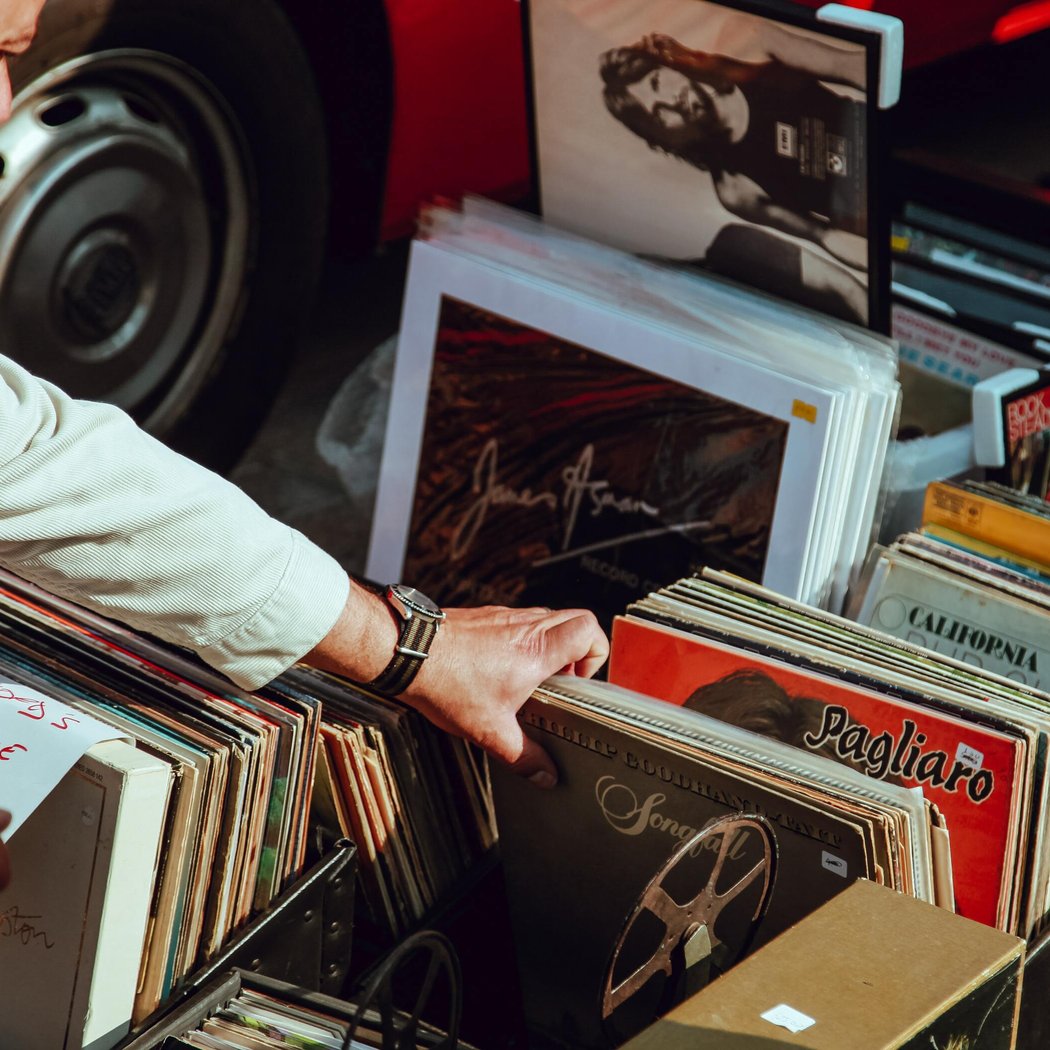 Braderie de vinyles monumentale 1