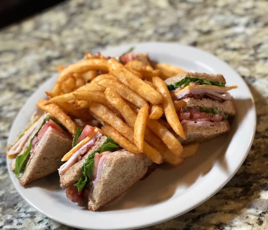 GuadalaHARRY's Bar & Grill 2