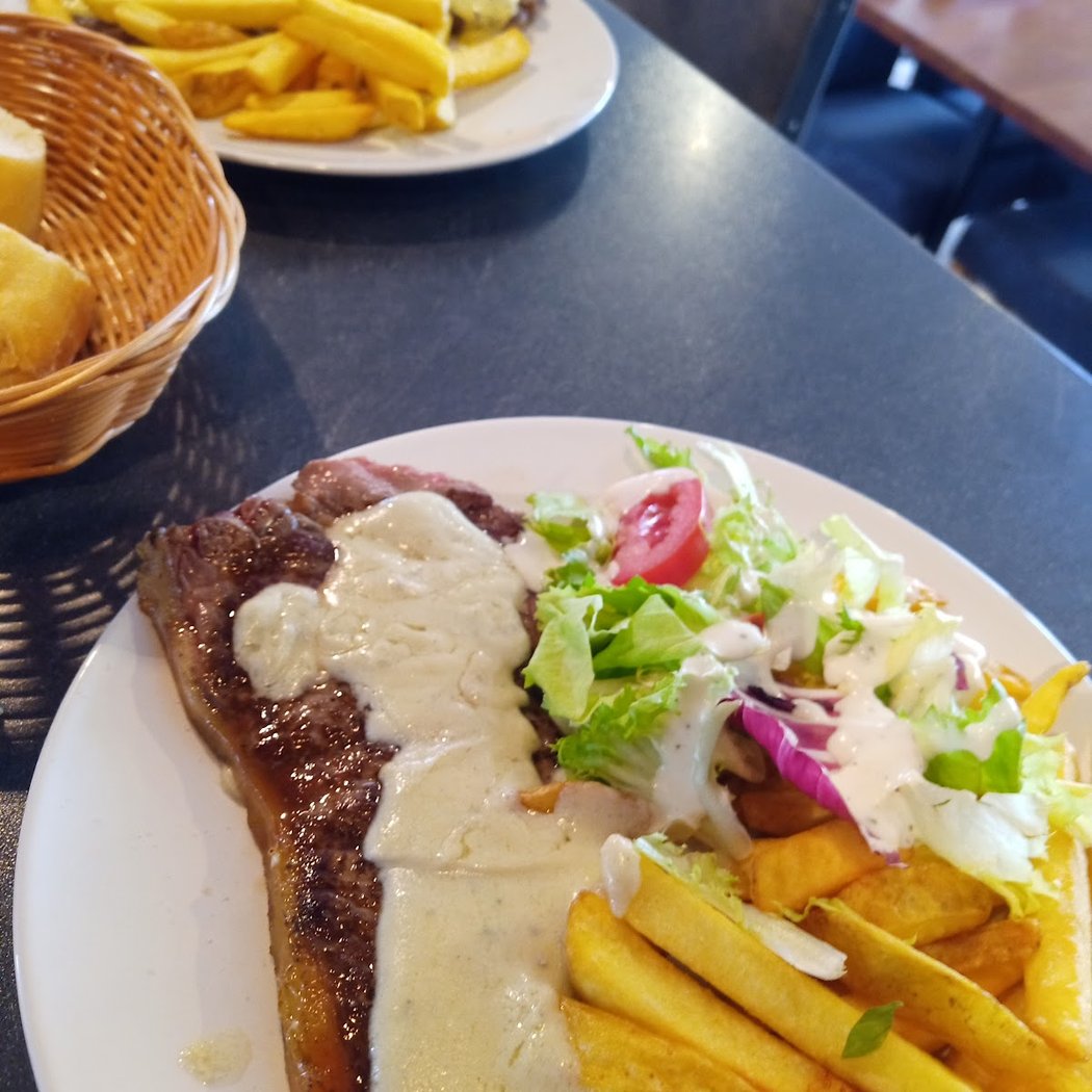 "Le Comptoir" 3