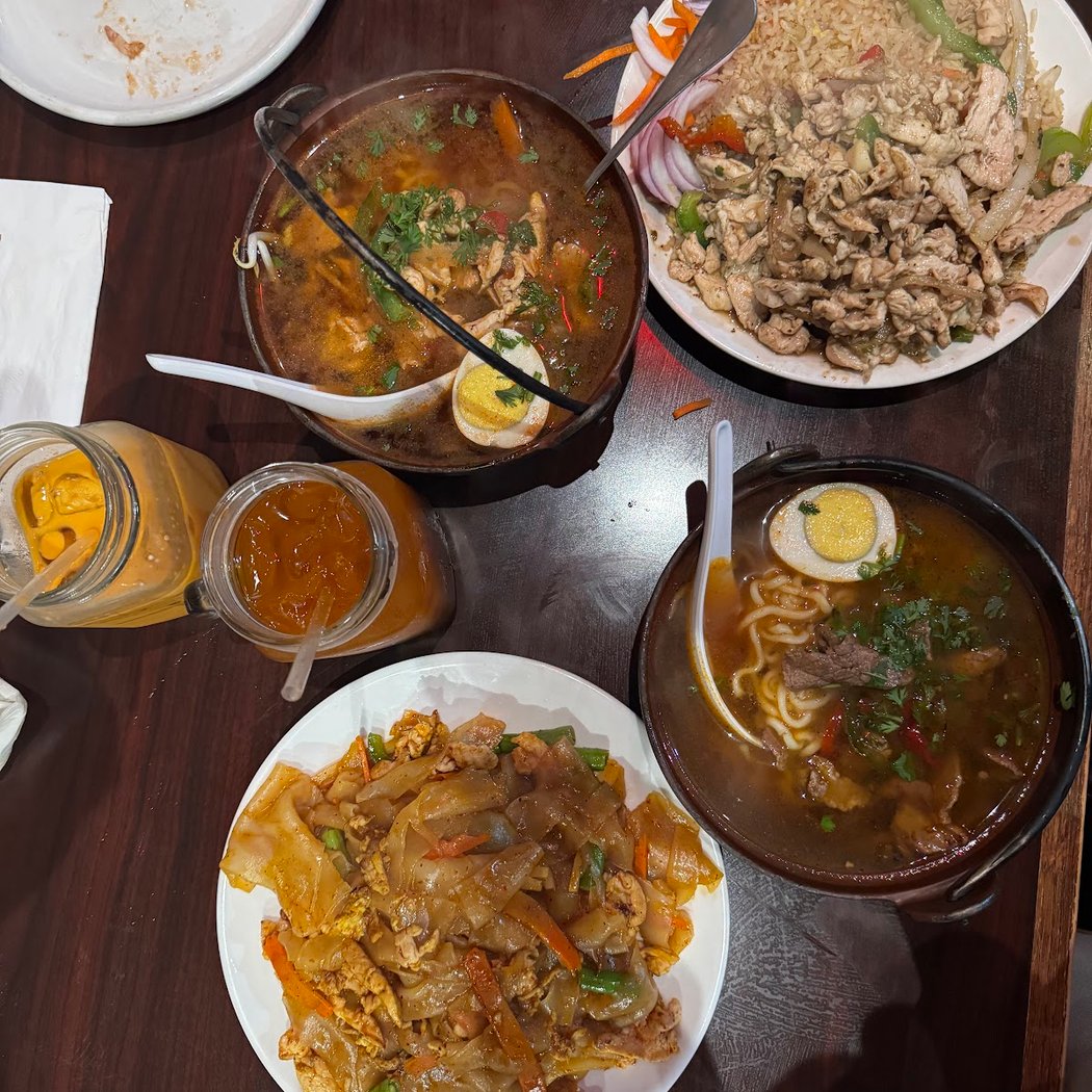 Eatzy Thai 3