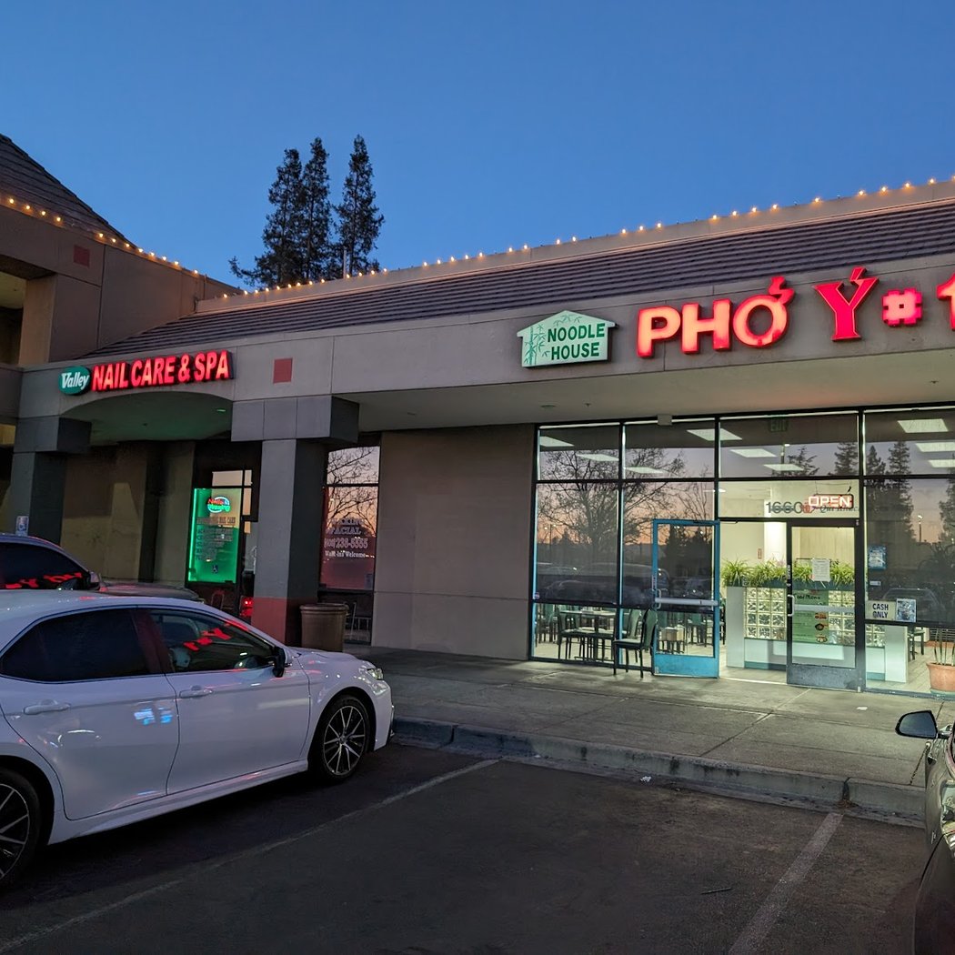 Pho Y #1 Noodle House 2