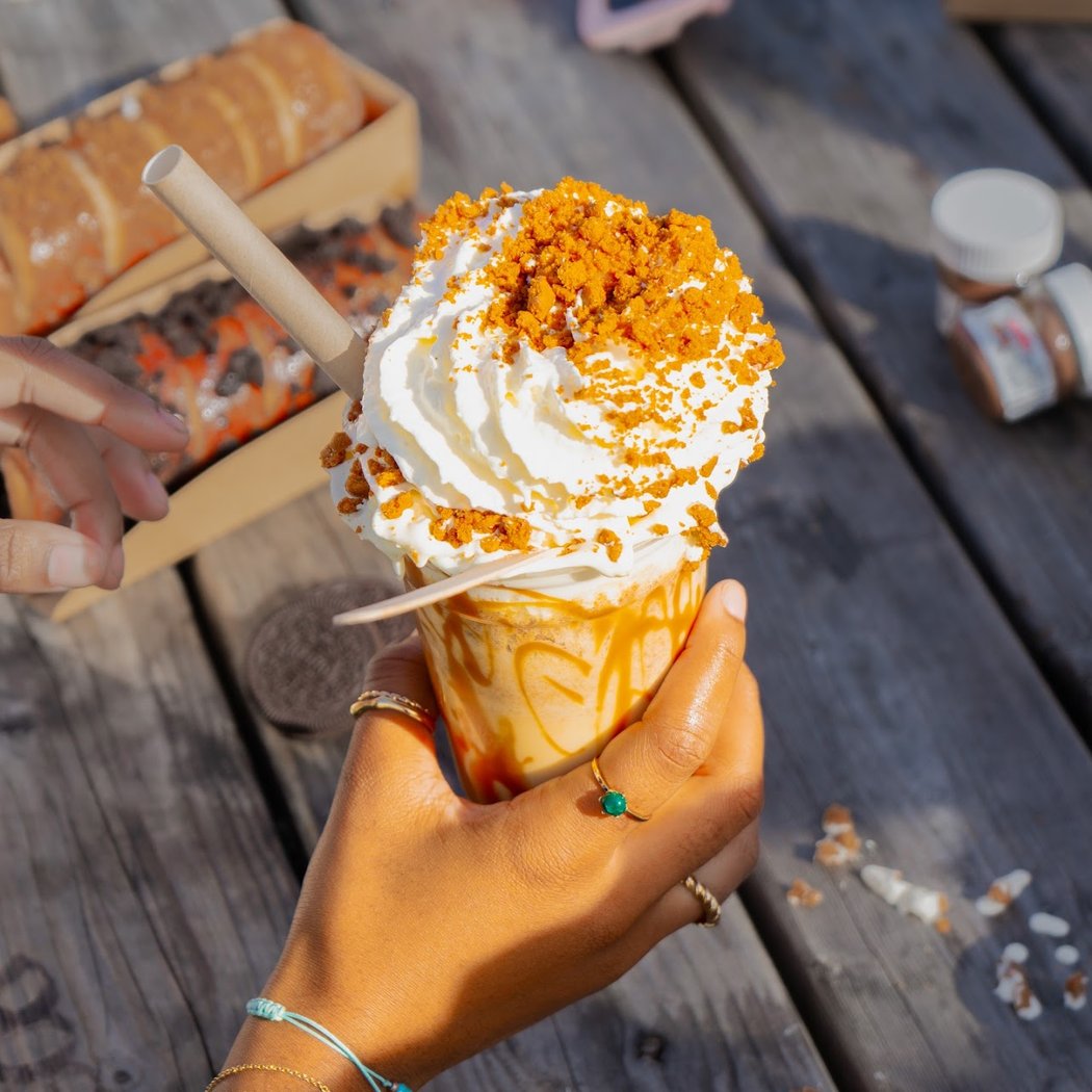 Chimni - Chimney Cakes & Coffee Shop 1