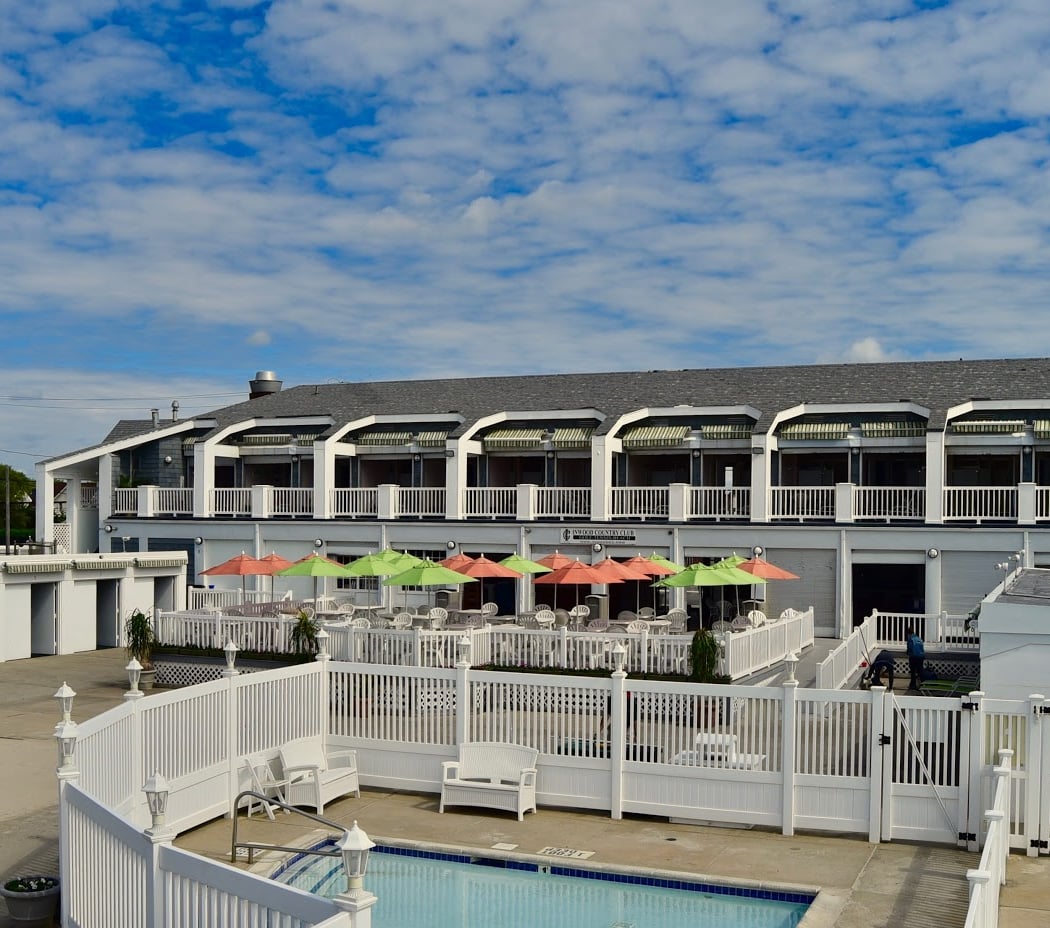 Inwood Beach Club 2