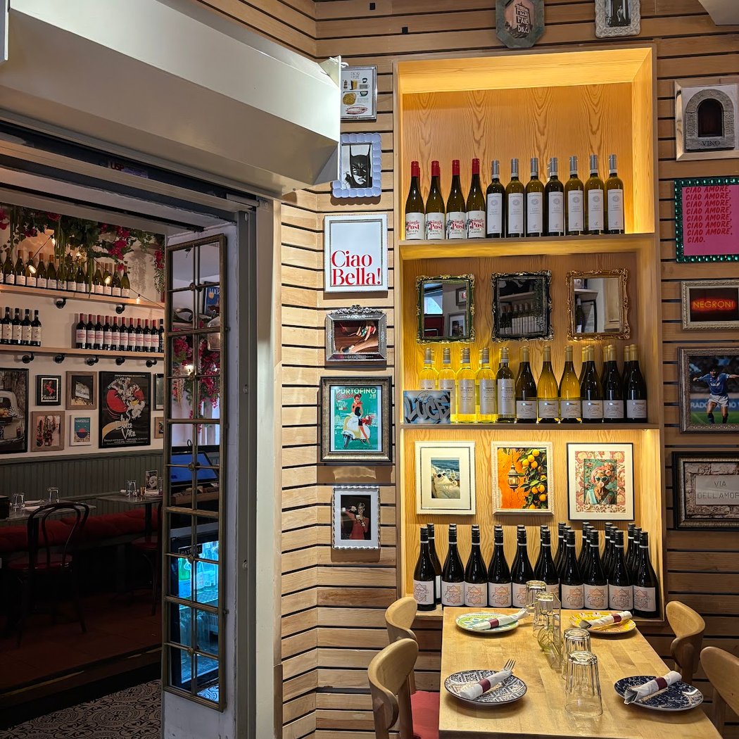Cafe Luce - Italian Restaurant & Wine Bar 4
