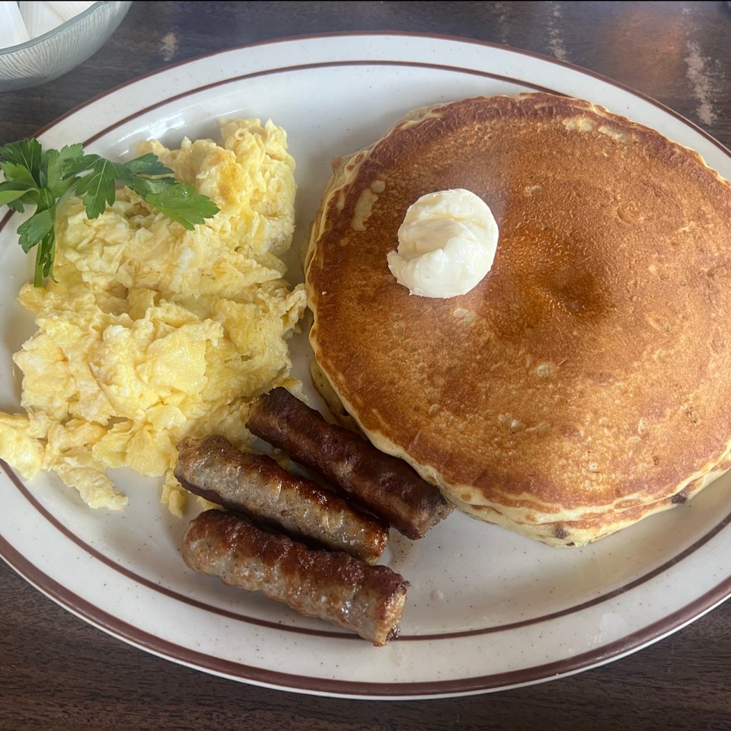 Bert's Café 2
