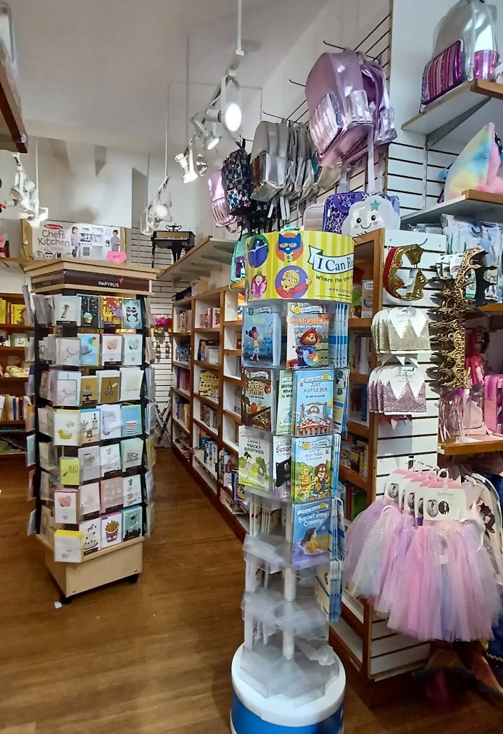 Mary Arnold Toys 3